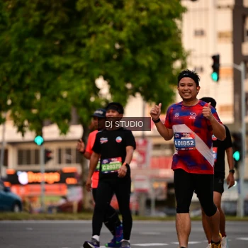 Runner Photo 4122451