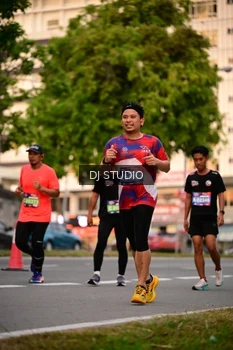 Runner Photo 4122459