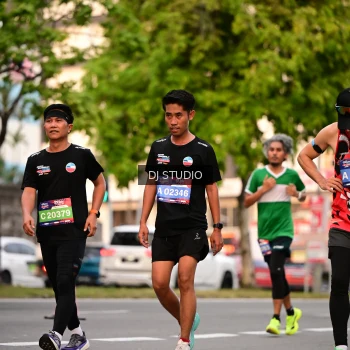 Runner Photo 4122477