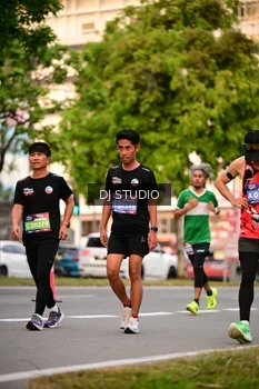 Runner Photo 4122481
