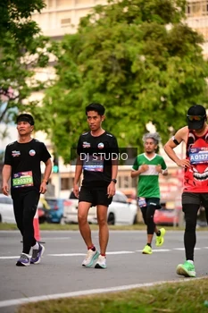 Runner Photo 4122484