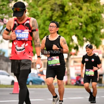 Runner Photo 4122495