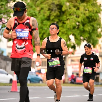 Runner Photo 4122497