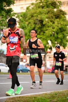 Runner Photo 4122499