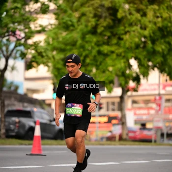 Runner Photo 4122504