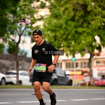 Runner Photo 4122514