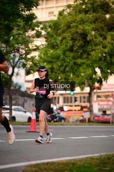 Runner Photo 4122553