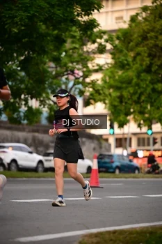 Runner Photo 4122564