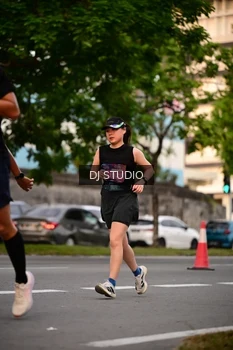 Runner Photo 4122570