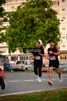 Runner Photo 4122590