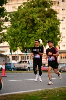 Runner Photo 4122591