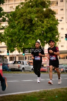 Runner Photo 4122593