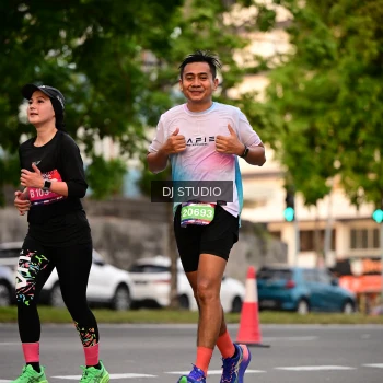 Runner Photo 4122660