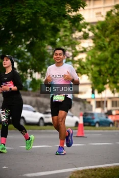 Runner Photo 4122662