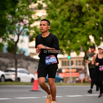 Runner Photo 4122686