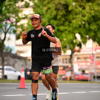 Runner Photo 4122715