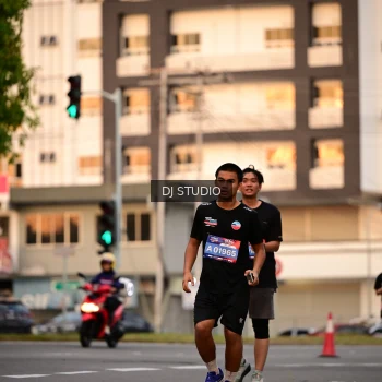 Runner Photo 4122743