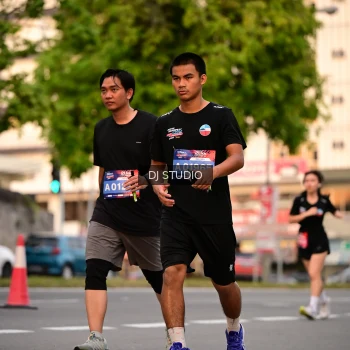 Runner Photo 4122770