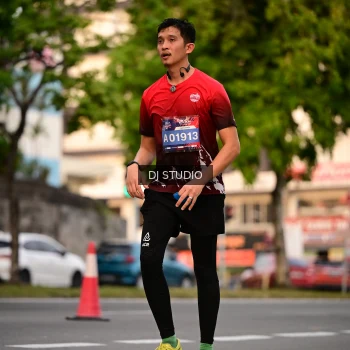 Runner Photo 4122824