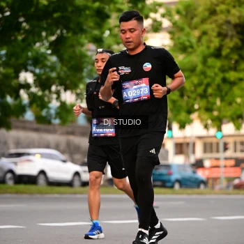 Runner Photo 4122833