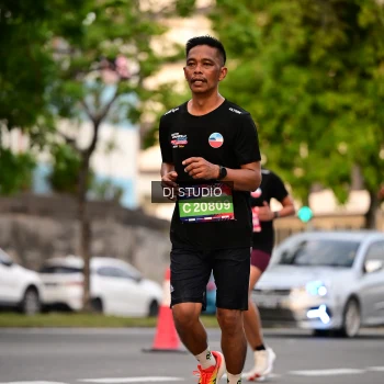 Runner Photo 4122852