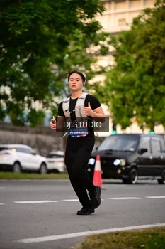 Runner Photo 4122868
