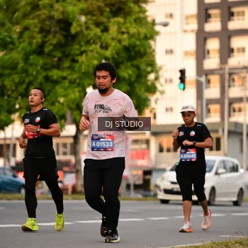 Runner Photo 4122914