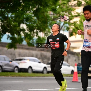 Runner Photo 4122918