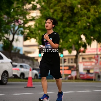 Runner Photo 4122946