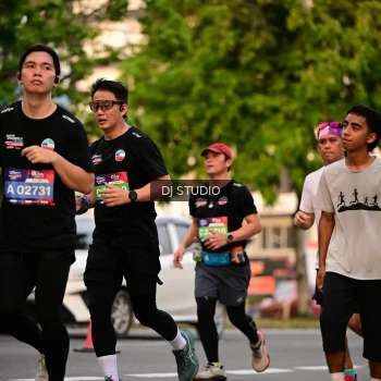 Runner Photo 4123011