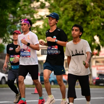 Runner Photo 4123020