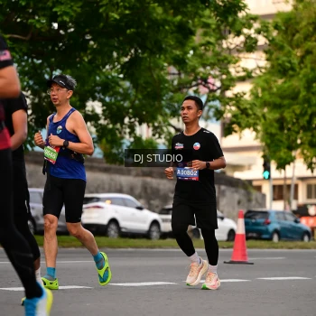Runner Photo 4123070