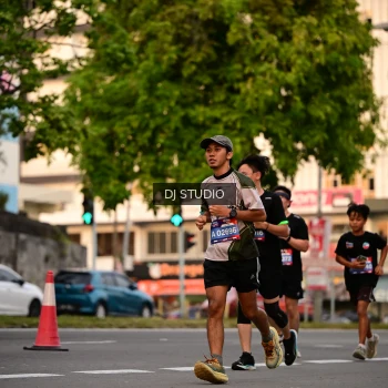 Runner Photo 4123110