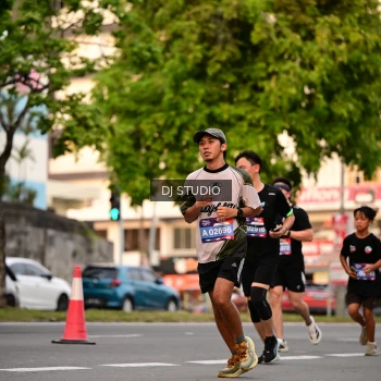Runner Photo 4123111