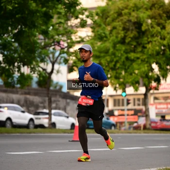 Runner Photo 4123123