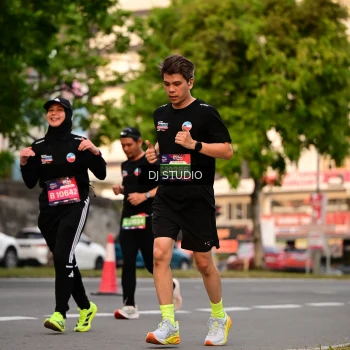 Runner Photo 4123127