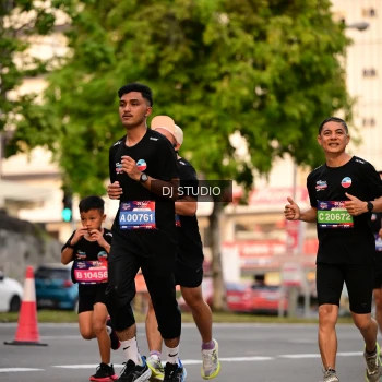 Runner Photo 4123131