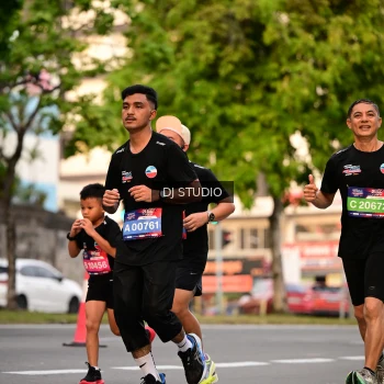 Runner Photo 4123134