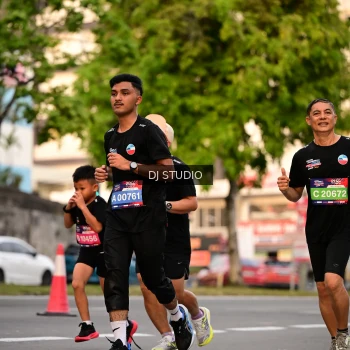 Runner Photo 4123135