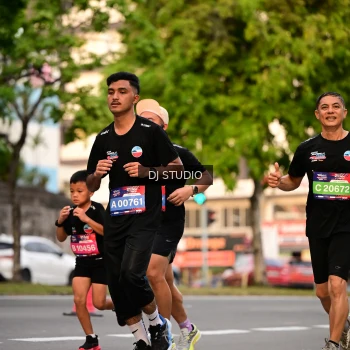 Runner Photo 4123140