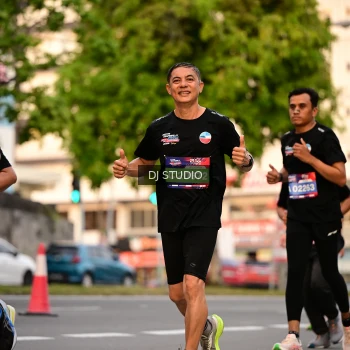 Runner Photo 4123141