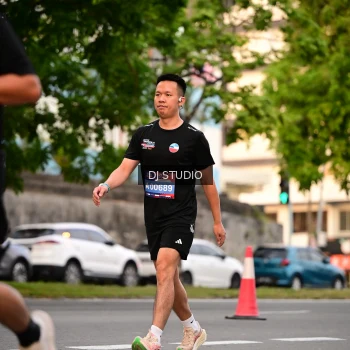 Runner Photo 4123168