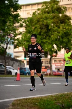 Runner Photo 4123176