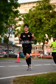 Runner Photo 4123182