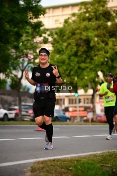 Runner Photo 4123188