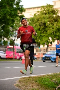 Runner Photo 4123221
