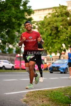 Runner Photo 4123224
