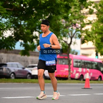 Runner Photo 4123246