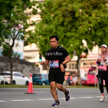 Runner Photo 4123255