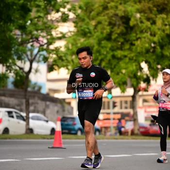 Runner Photo 4123261